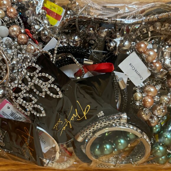 3 LB Mystery Jewelry Bag- Silver - Picture 1 of 4